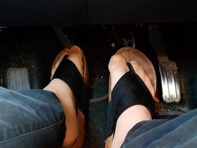 Pedal pumping in hausschuhen ** nylonfeet **