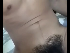 包茎短小男子